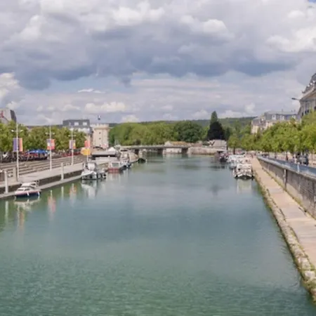 شقة Studio Meuble 1er Etage , Centre Ville De