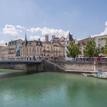 شقة Studio Meuble 1er Etage , Centre Ville De *